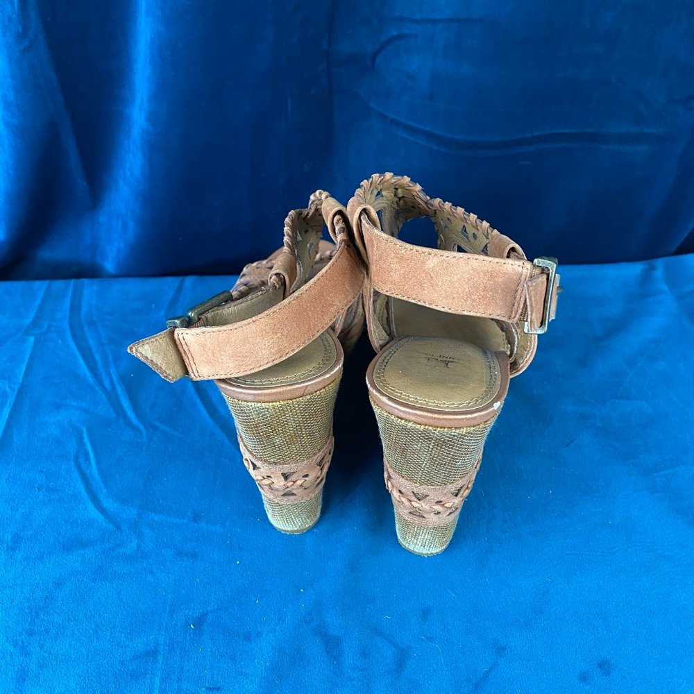 Gianni Bini Leather Cutout Wedge Sandal Brown - Picture 7 of 9